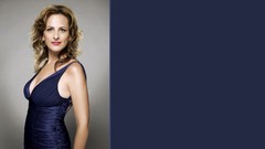 Woman Marlee Matlin