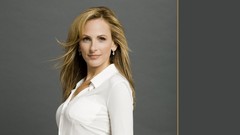 Woman Marlee Matlin