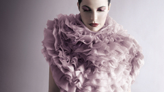 Woman model fashion brunette designer nodomoda