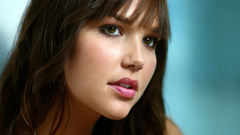 Woman models Arielle Kebbel