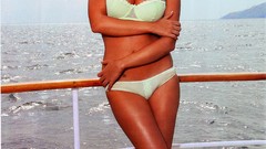 Woman models bikini sara scans Sara Polverini