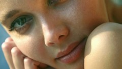 Woman models boobs Mike Dowson