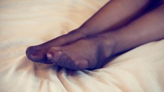 Woman models Chloe Lynn