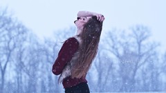 Woman models Hannah Biermann