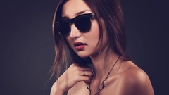 Woman models Janna Pak