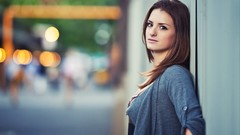 Woman models LaunchLook