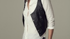 Woman models melissa benoist