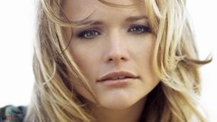 Woman models miranda lambert