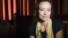 Woman models Olivia Wilde