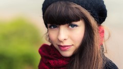 Woman models Pauline Hita