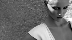 Woman models rosie huntington-whiteley