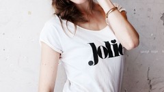 Woman models Sophie Vlaming