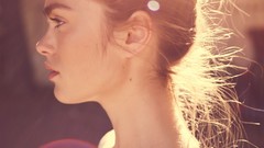 Woman models Sophie Vlaming