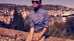 Woman models Sophie Vlaming