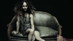 Woman models vanessa paradis