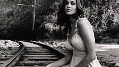 Woman monochrome models Anna Beatriz Barros