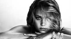 Woman monochrome portraits selective coloring Esti Ginzburg
