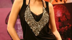 Woman mtv blondes Mirjam Weichselbraun