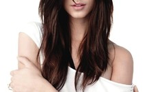 Woman odette annable