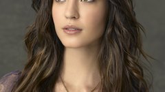 Woman odette annable