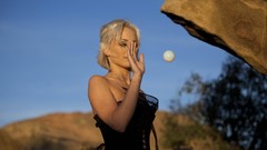 Woman outdoors blondes models Bare Maidens Lexia-BareMaidens