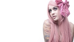 Woman pink hair Kelly Eden
