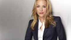 Woman Piper Perabo Annie