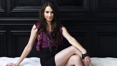 Woman Pretty Little Liars sitting brunettes Troian Bellisario