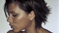 Woman Profile Celebrity brunettes victoria beckham