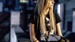 Woman punk Celebrity Avril Lavigne blondes brunettes punk rock 