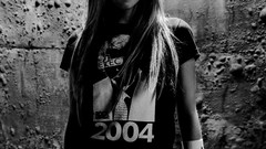 Woman punk Celebrity Avril Lavigne blondes brunettes punk rock 