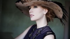 Woman redheads Allison Moorer