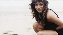 Woman rosario dawson