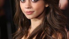 Woman sarah hyland