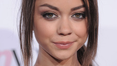 Woman sarah hyland