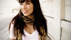 Woman scarfs smiling Cassie Stelle