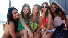 Woman Selena Gomez ashley tisdale Francia Raisa