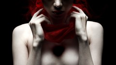 Woman series Noire Erwintirta