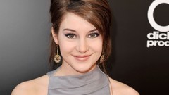 Woman shailene woodley