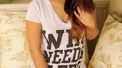 Woman shirts brunettes Eva Lovia