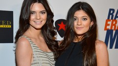 Woman smiling brunettes Kendall kendall jenner kylie jenner
