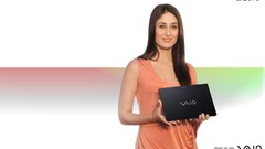 Woman sony vaio Kareena Kapoor