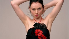 Woman sophie ellis bextor brunettes black dress arms raised 