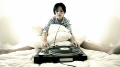Woman turntables