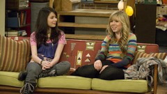 Woman TV shows blondes brunettes miranda cosgrove jennette 