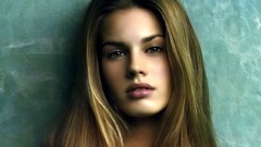 Woman Vanessa Hessler faces