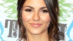 Woman victoria justice