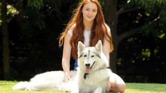 Woman Wolves game of thrones redheads direwolf Turner Sophie 