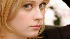 Woman zooey deschanel