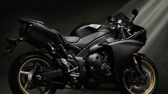Yamaha r1 motorbikes